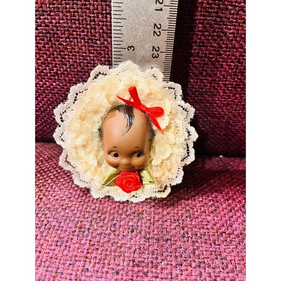 Kewpie Vintage face with lace all around - Picture 4 of 6